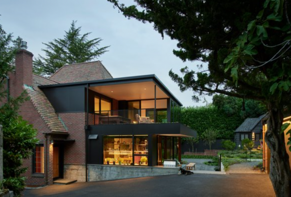 Atap rumah dengan model mansard modern